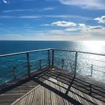 Corniche Апартаменты *